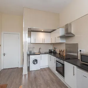 Spacious Ensuite In City Centre - Excellent Location , Edinburgh United Kingdom